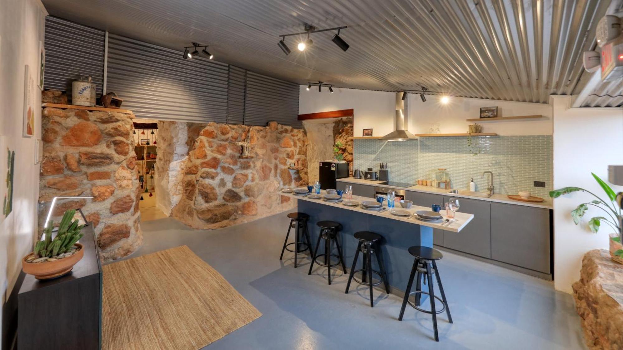 White Cliffs Accommodation -Daybreak Dugout - Unique Cave House 外观 照片
